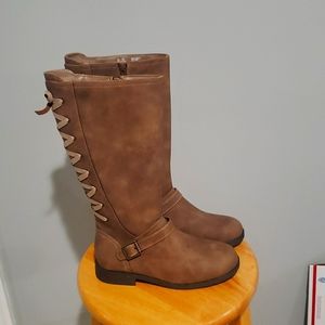 Brown boots, lace up back, Sonoma girls size 5 med